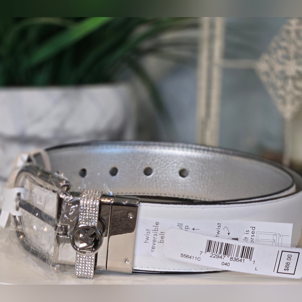 Micheal Kors Reversible Belt Size L - Picture 2 of 7